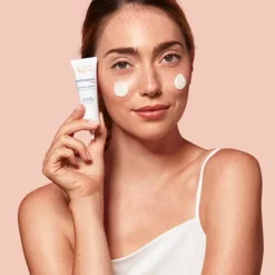 Avène Antirougeurs Fort Relief Concentrate For Chronic Redness 30ml 1.01fl.oz -Nude Rich Sales Avene Antirougeurs Fort Relief Concentrate for chronic redness 4