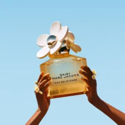 Marc Jacobs Daisy So Intense Eau De Parfum -Nude Rich Sales LySkin Marc jacobs daisy intense eau de parfum 100ml MJC00007 1 1 2