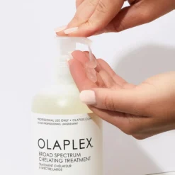 Olaplex Broad Spectrum Chelating Treatment 370ml 12.55fl.oz 10 Olaplex Broad Spectrum Chelating Treatment 370ml 12.55fl.oz -Nude Rich Sales LySkin Olaplex broad spectrum chelating treatment 370ml 12.55fl.oz OLA00017 2 1